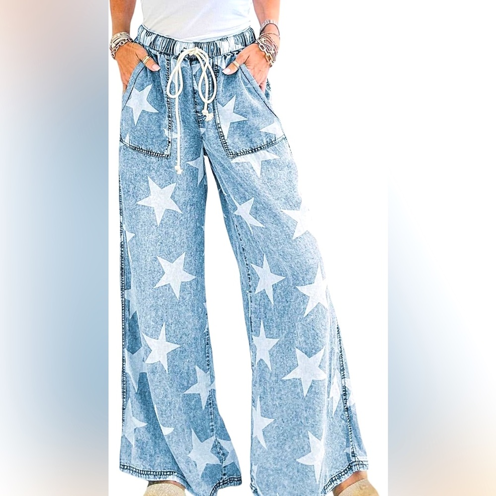 NEW! Star Print Wide-Leg Jeans